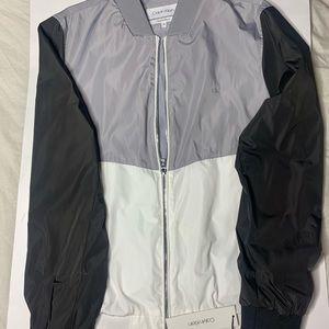 Calvin Klein Men’s Zip Light Jacket windbreaker